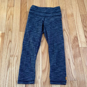 Lucy Powermax Crop Hatha Collection XXS parallel stripe leggings flawed black‎